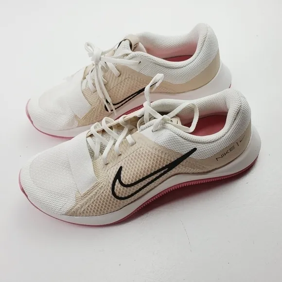 Nike women running shoes size 8.5 white and pink
