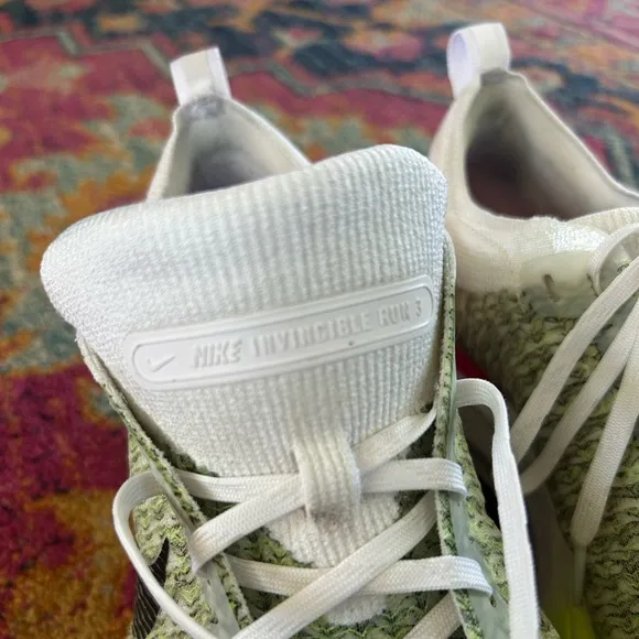Nike | Women's ‘White Volt Hyper Pink’ ZoomX Invincible Run Flyknit3 sneaker 8.5