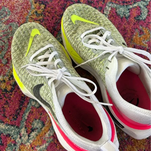 Nike | Women's ‘White Volt Hyper Pink’ ZoomX Invincible Run Flyknit3 sneaker 8.5