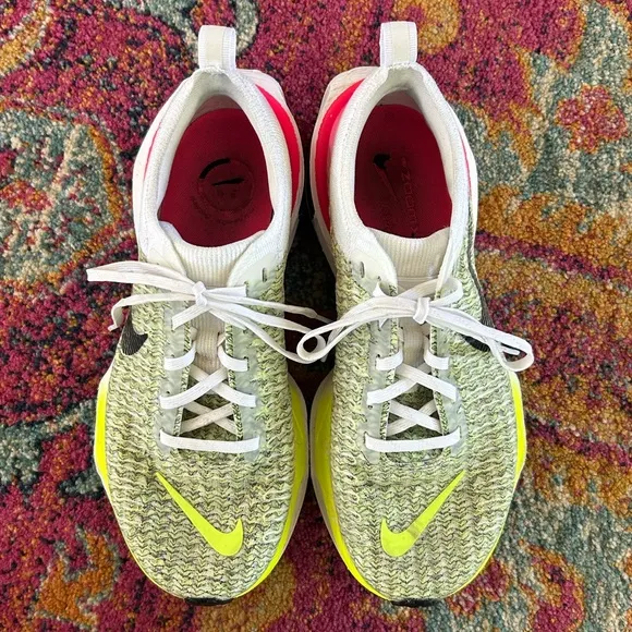 Nike | Women's ‘White Volt Hyper Pink’ ZoomX Invincible Run Flyknit3 sneaker 8.5