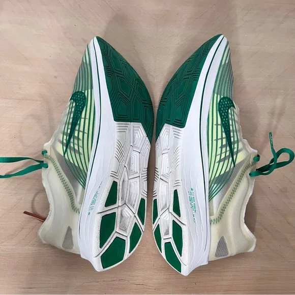 Nike Zoom Fly Celebrate the Chase Running Shoes White Green men's 10.5
