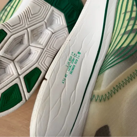 Nike Zoom Fly Celebrate the Chase Running Shoes White Green men's 10.5