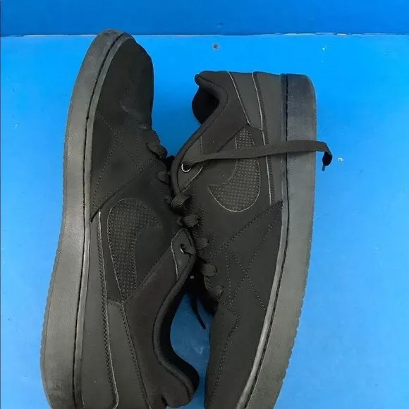 Nike Mens Priority Low 641894-090 Black