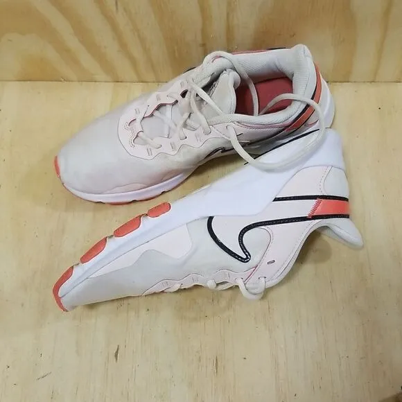 NIKE Womens Legend Essential 2 Shoes Sneakers Running sz 8