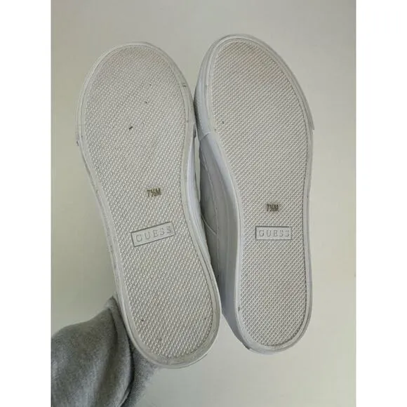 NWB Guess Loven White Casual Lace Up Sneakers Women’s Size 7.5