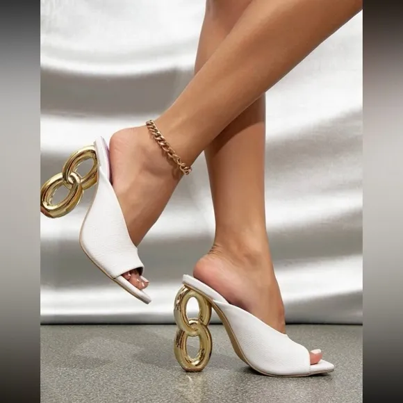 NWB 🔥Sculptural Heel Single Band Mule Sandals🔥