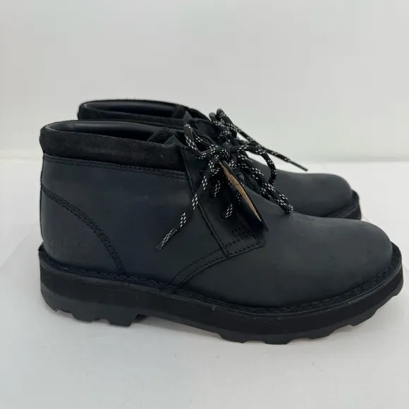 NWOB Clarks Corston DB Waterproof Men's Size 7.5M Black Leather Boots