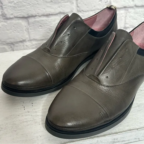 NWOB Pikolinos Pyrgos Laceless Oxford Leather Slip On Shoes