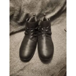 NWOT NICE Anodyne #91 Womens Ankle Boots‎ Size 11M Comfort Shoes Bootie Black