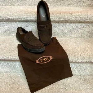 NWOT Tod's Brown Suede Rubber Sole City Gommino Italian Driving Shoes Casual