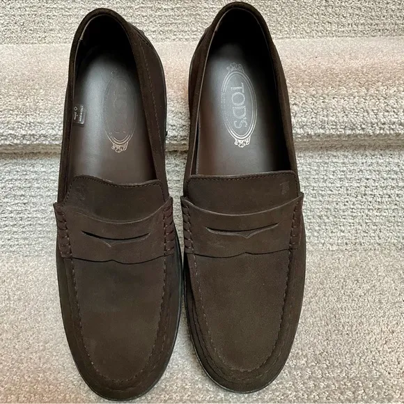 NWOT Tod's Brown Suede Rubber Sole City Gommino Italian Driving Shoes Casual