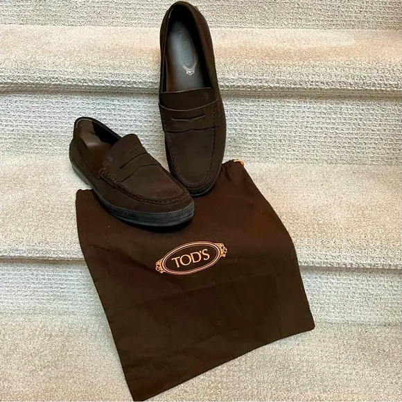 NWOT Tod's Brown Suede Rubber Sole City Gommino Italian Driving Shoes Casual