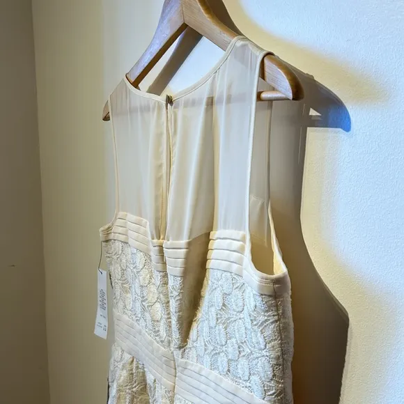 NWT Adrianna Papell Nordstrom Size 12 Cream lace wedding dinner theater dress