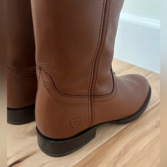 NWT Ariat Brown Leather Cowboy/Riding Boots