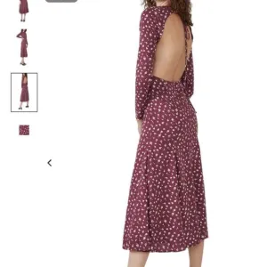 NWT Bardot &amp; Revolve Burgundy Floral Open Back Midi Dress.