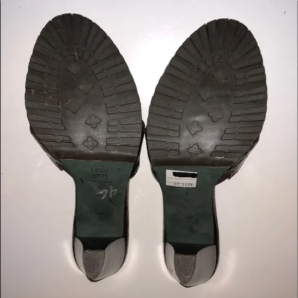 NWT DONALD J. PLINER Croc Leather  Sandals/ Heels