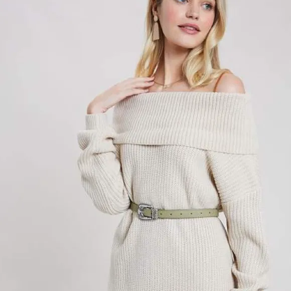 NWT!💕 Long Sleeve Cowl Neck Sweater Top