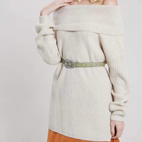 NWT!💕 Long Sleeve Cowl Neck Sweater Top