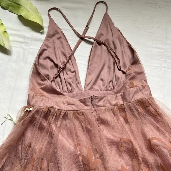 NWT Luxxel Mini Halle Dress With Velvet Floral Detail