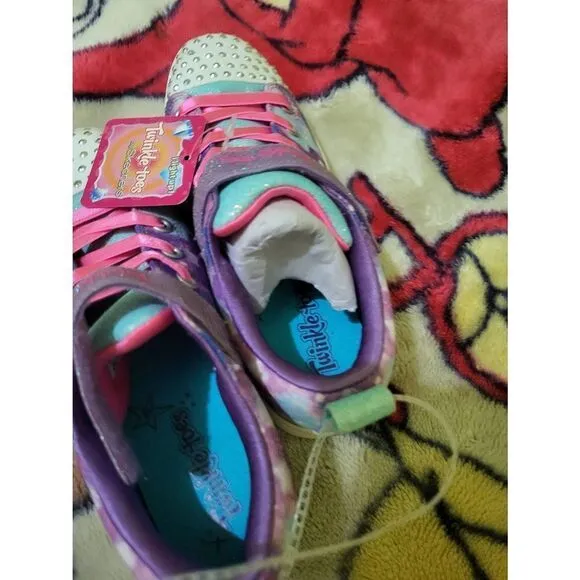 NWT RARE twinkle toe unicorn sneakers light up