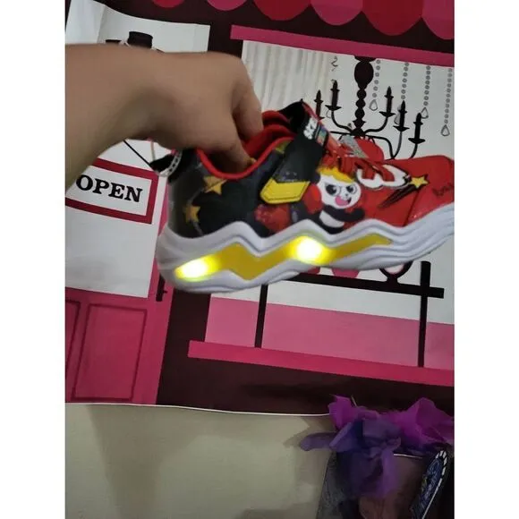 Nwt Skechers×Ryan's world light up sneakers 2