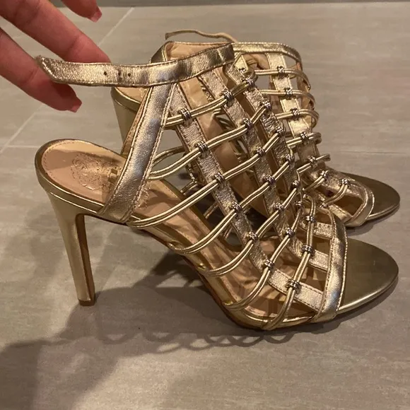 NWT Vince Camoto Gold Metallic Shimmer Genuine Leather Caged Heels Shoes 8.5