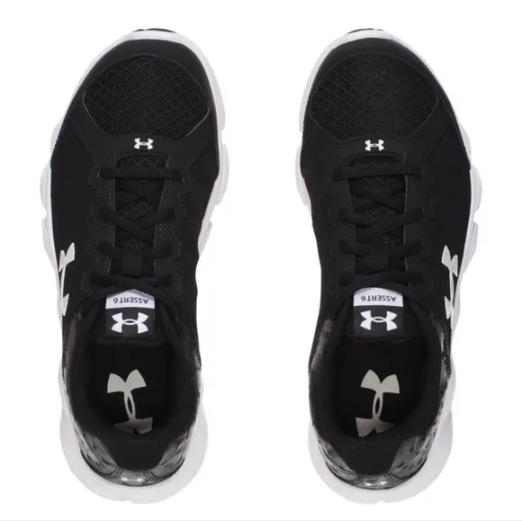 NWT•Under Armour BGS Micro G Assert 6 Black &amp; White Sneakers•Boys 5Y•1266318-001