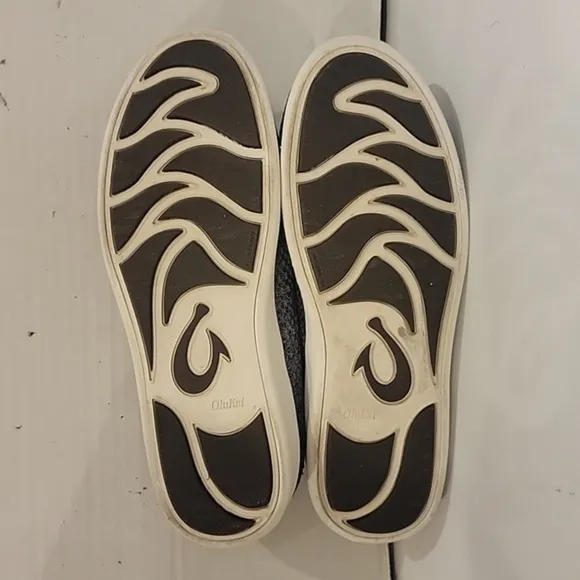 OLUKAI ALAPA LI‎ SNEAKERS (sz 8)
