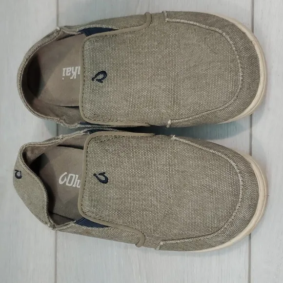 Olukai Kids Boys Nohea Lole Boys Textile Loafer Slip on shoes sz B1