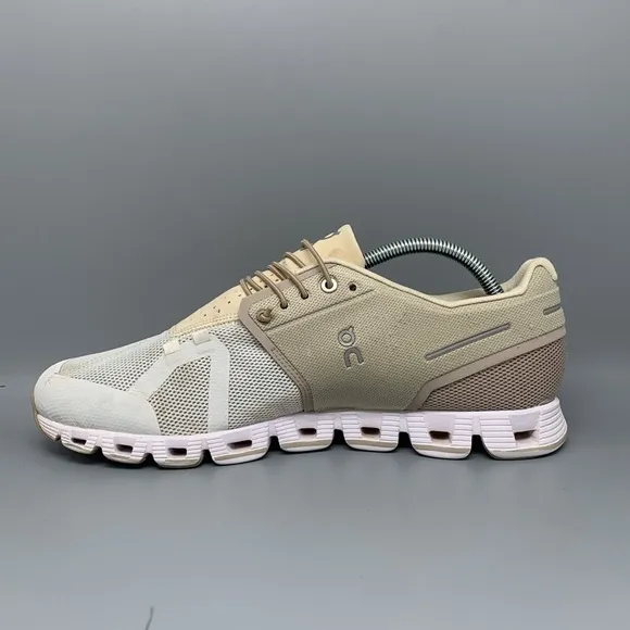 On Cloud 5 Running Shoes Women’s Sz 10.5