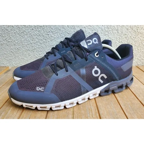 On Cloud Cloudflow 2.0 Running Shoes Mens sz 11.5 Black Gray Swiss Engineering