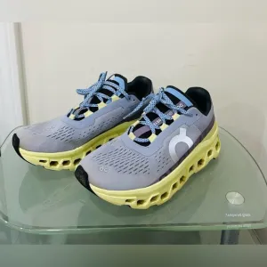 On Cloud Cloudmonster Women's Size 7,5W  Running Shoes Nimbus/Hay 61.98242