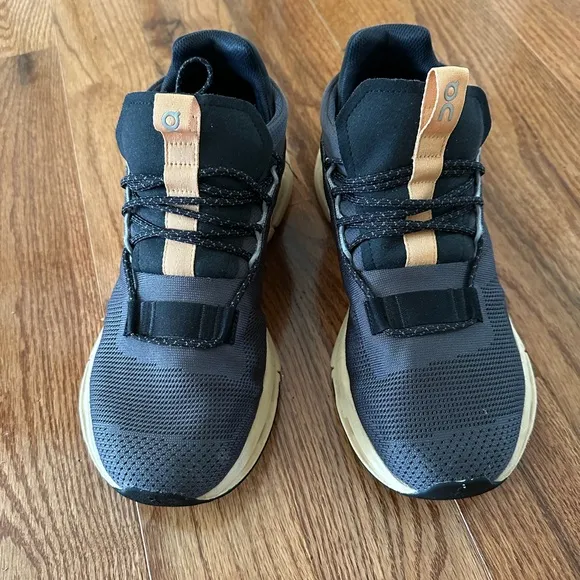 On Cloud Cloudnova Woman’s Running Shoes Eclipse Savannah Sneakers, Sz 9,5