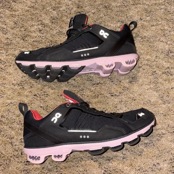 On Cloud Runner Winter Women's Running Shoes