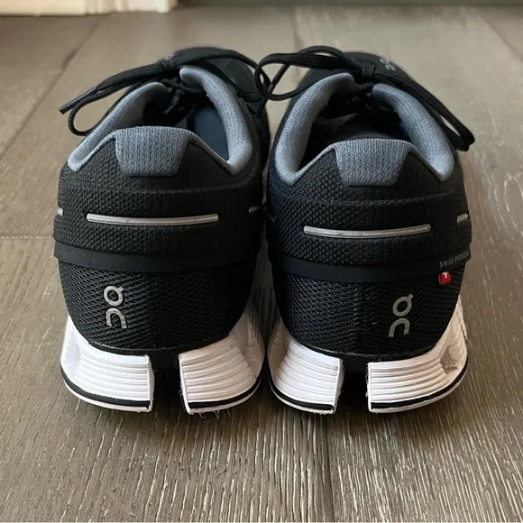 On Cloud Running Shoes Men's Cloudtec Black Size 9