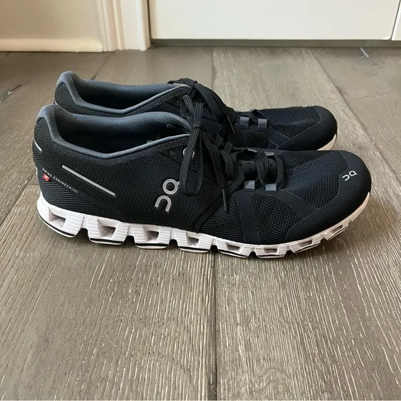 On Cloud Running Shoes Men's Cloudtec Black Size 9