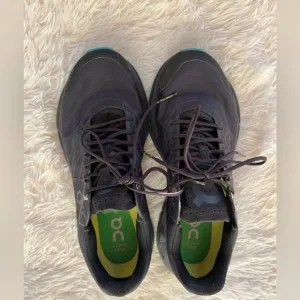 On Cloudnova Z5 Women's Running Shoes Black Sz 8.5