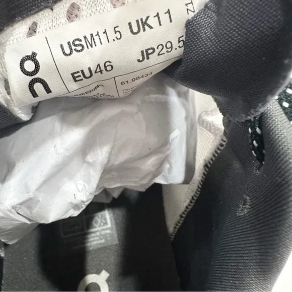 On Running Cloudmonster Men’s Shoes