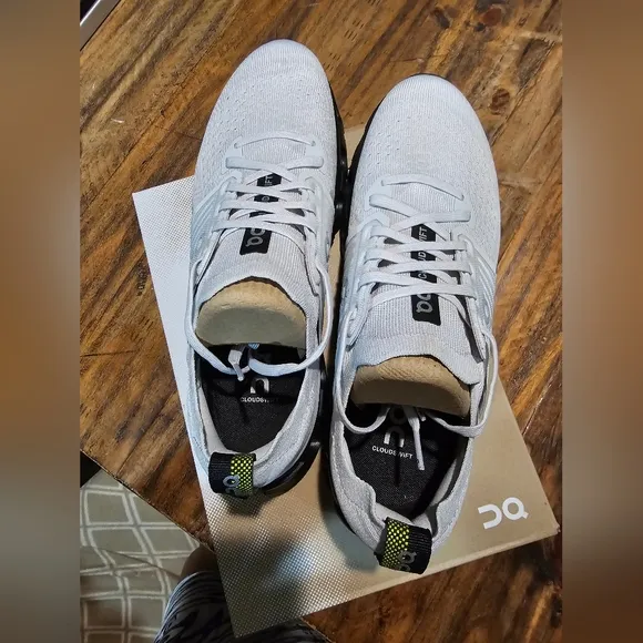 On Running Cloudswift 4 Grey Black Athletic Shoes