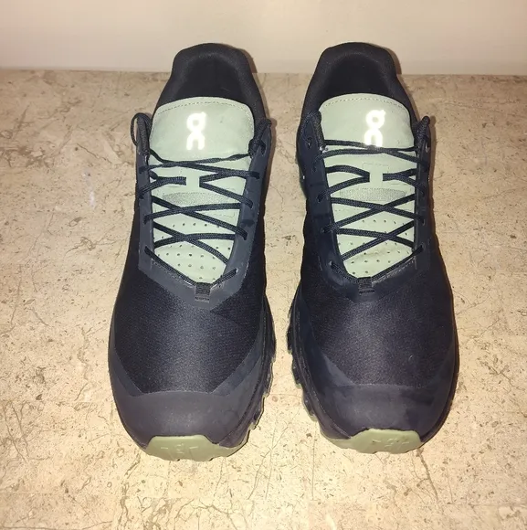 On Running Men's Black and Green Shoes