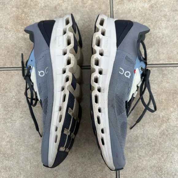 On Running Men's Cloudstratus Running Shoes