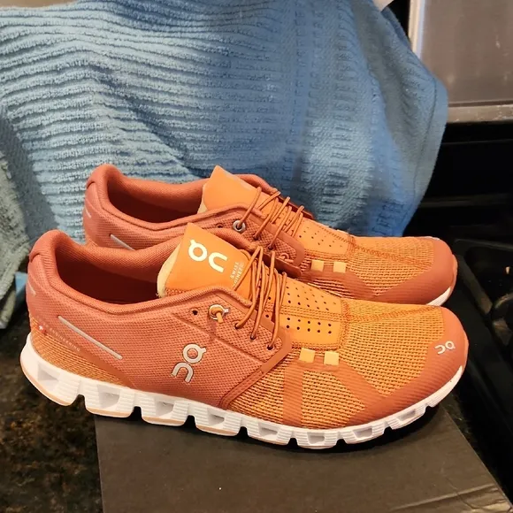 On Running size 11 Chili colored  NIB Athletic Shoes