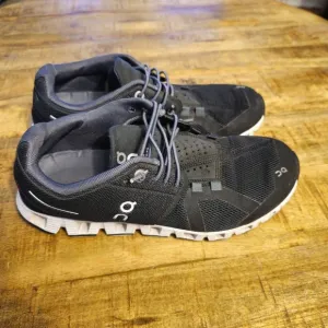 On Running Womans  Black Athletic Shoes Size 6.5