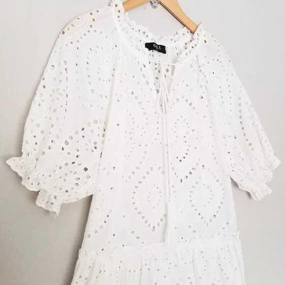 OPT One Pretty Time White Sundays Eyelet Tiered Midi Dress Cotton M Missing Slip