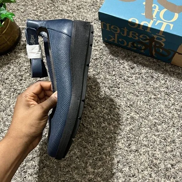 OTBT Scamper Leather Low Wedge Shoes Ankle Strap Size 6.5 M Blue Leather New