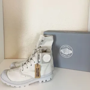 Palladium Men’s ‘Baggy’ sneaker Boots - Vapor/Metal - M8/W9.5