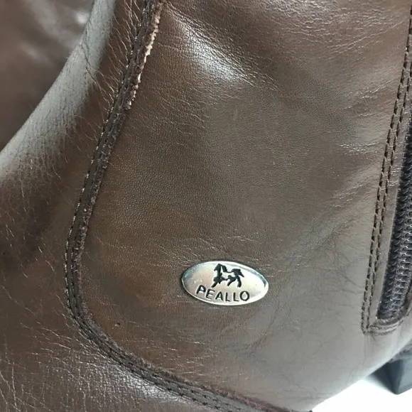 Peallo Leather Boots