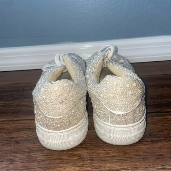 Pearl sneakers cream sneakers