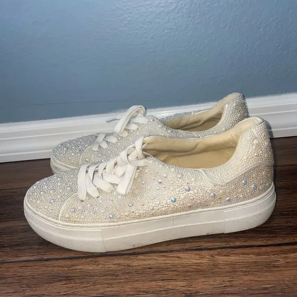 Pearl sneakers cream sneakers