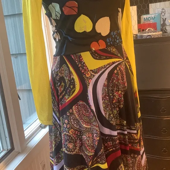 Petit Poi’s by Viviana G Dress NWOT never worn long dress Size S
